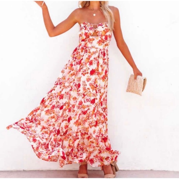 1 LEFT! Floral Strapless Maxi Dress - Picture 2 of 5
